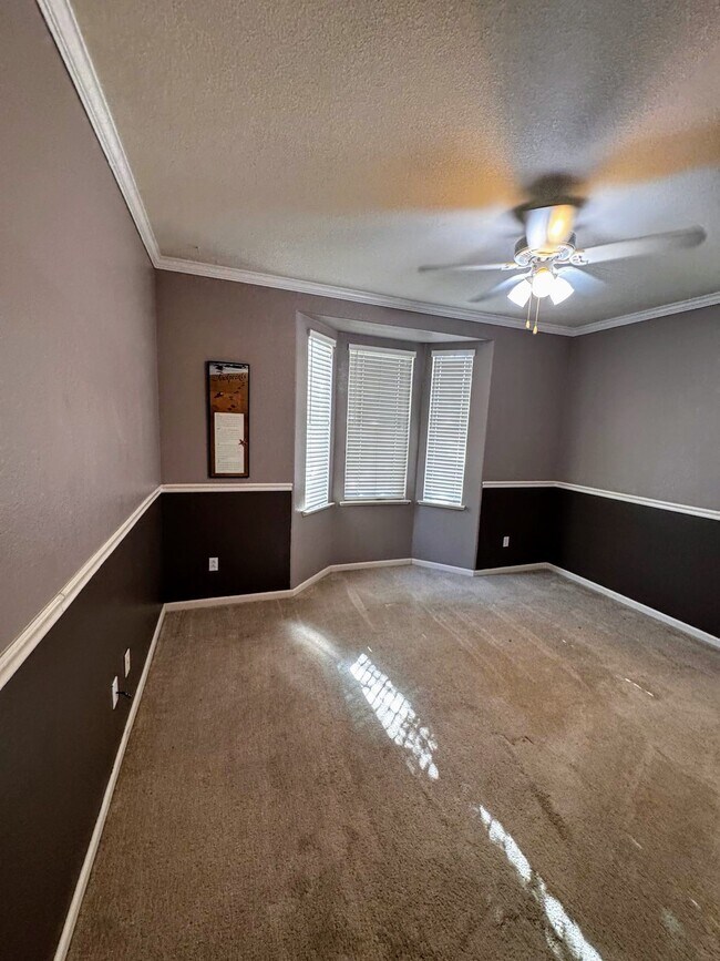 Building Photo - 4961 Broadwater Dr