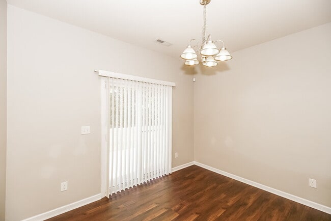 Building Photo - 9623 Paper Tree Rd