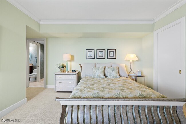 Building Photo - 4021 Gulf Shore Blvd N