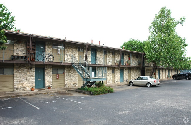 Building Photo - Goodrich Apartments