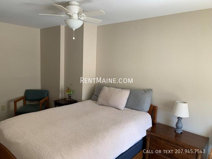 Building Photo - 8 Elizabeth Ave