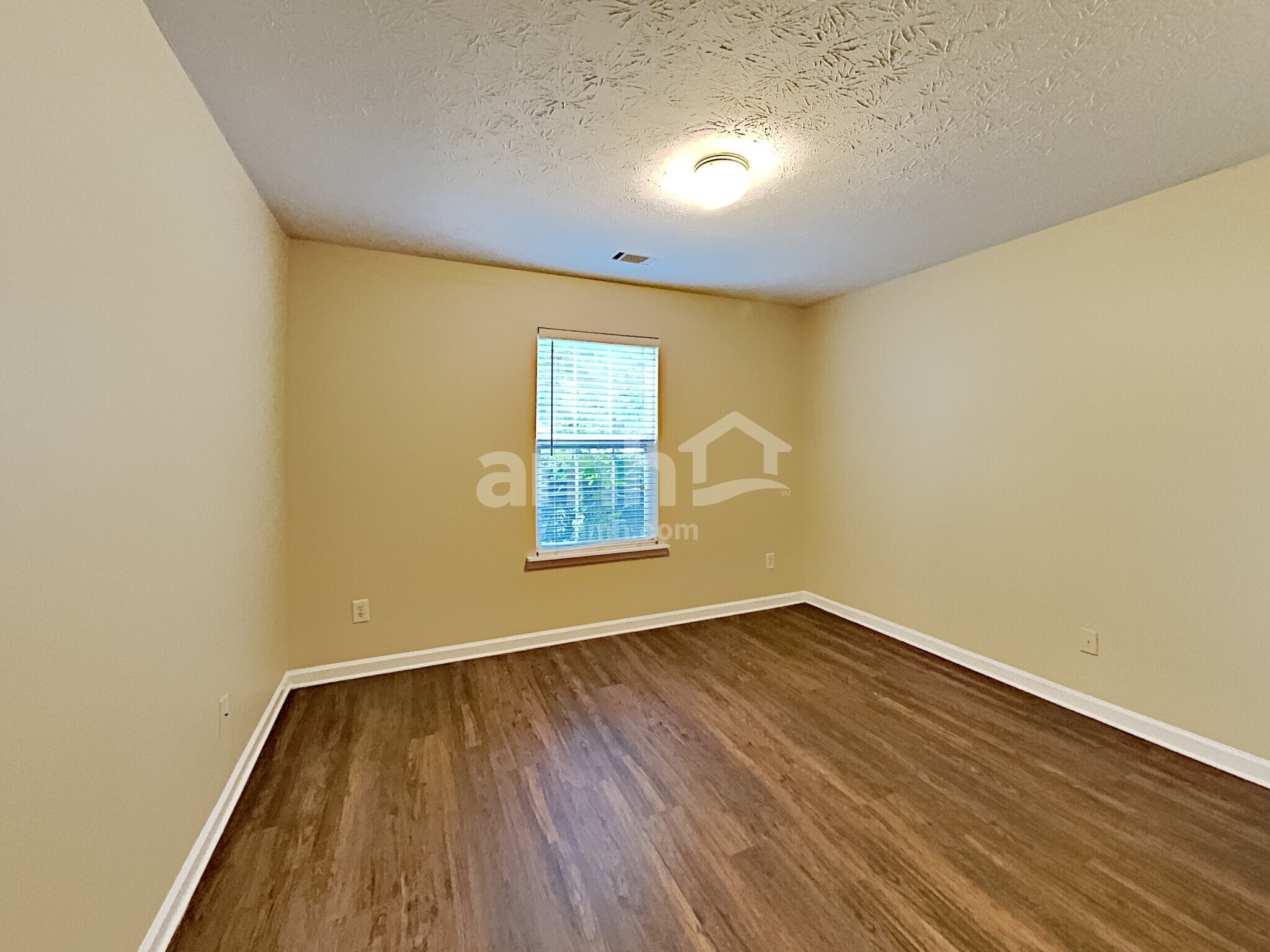 Building Photo - 1284 Stephens Pond Vw