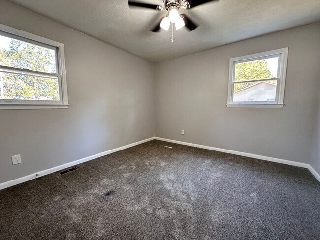 Building Photo - Exclusively Offered by Muse Realty Rentals, LLC