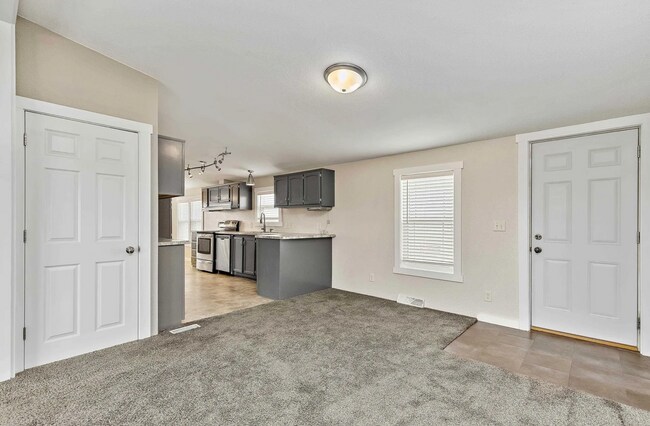 Building Photo - 14957 Antelope Flats Dr