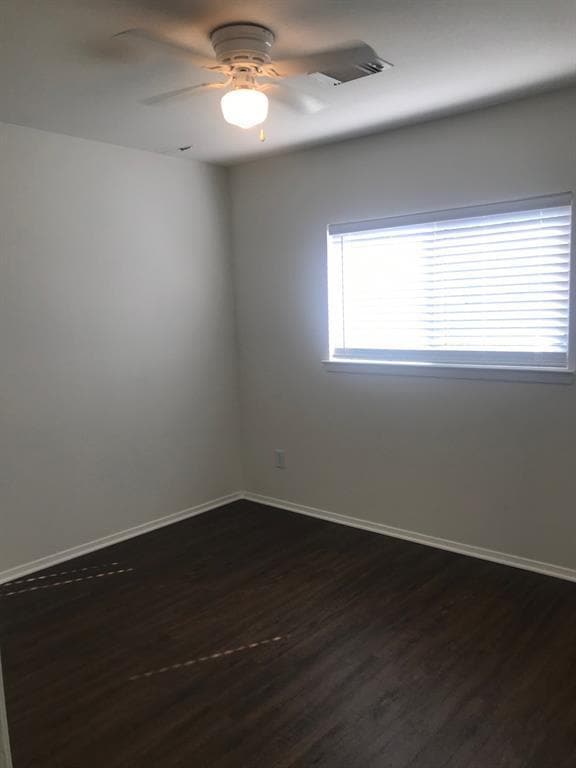 Building Photo - 26840 Wellington Ct
