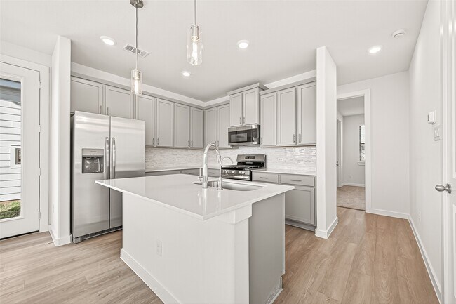 Building Photo - 3223 Loam Ln