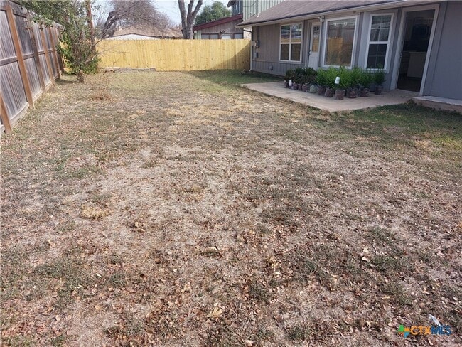 Building Photo - 1706 Creek Bend Cir