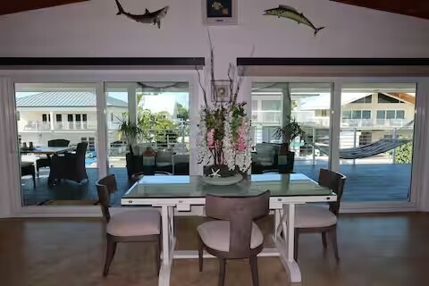 Building Photo - 104 Primrose Ln