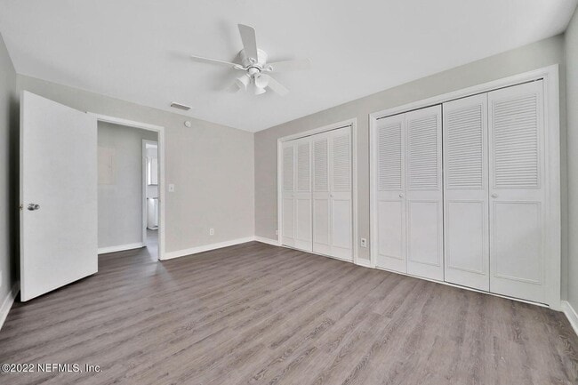 Building Photo - 7346 El Barco Rd