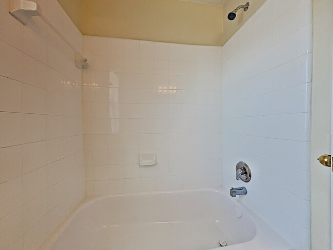 Building Photo - 2883 Diamond Bay Dr