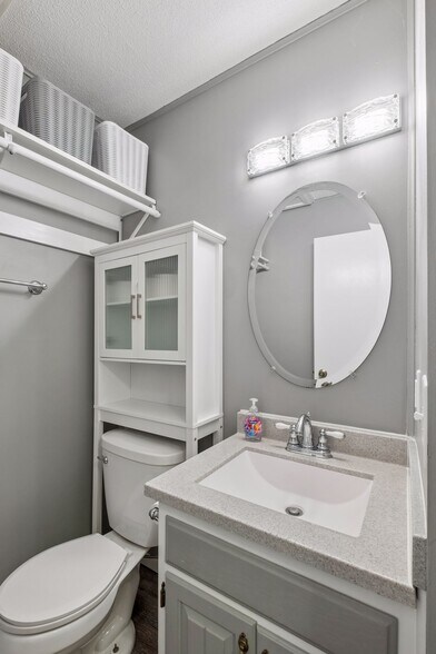 Building Photo - 1748 Karis Way