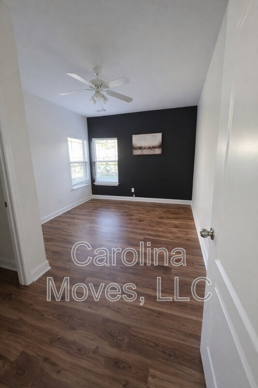 Building Photo - 314 Park Ridge Cir