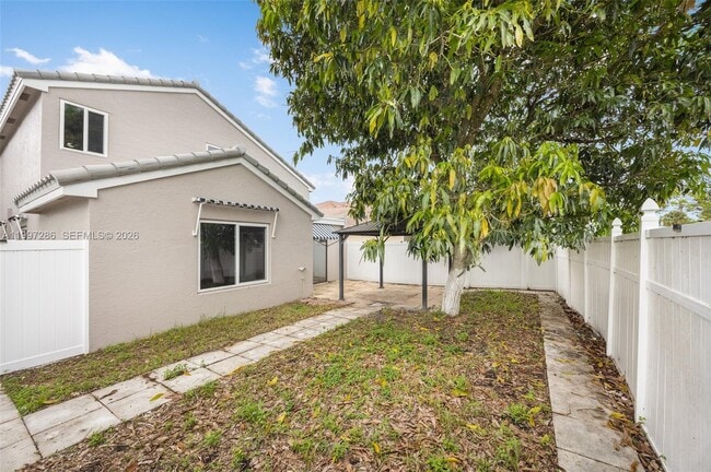 Building Photo - 8317 Bermuda Sound Way