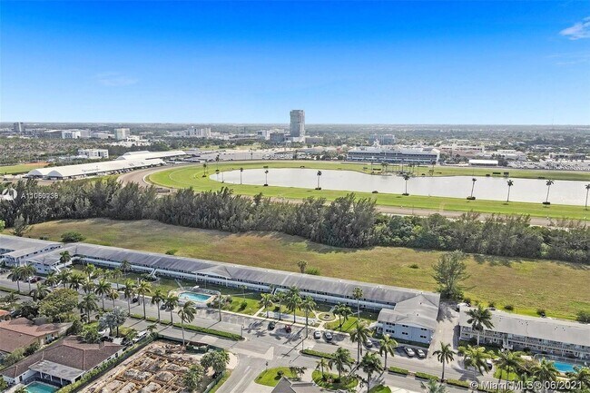 Building Photo - 600 Layne Blvd