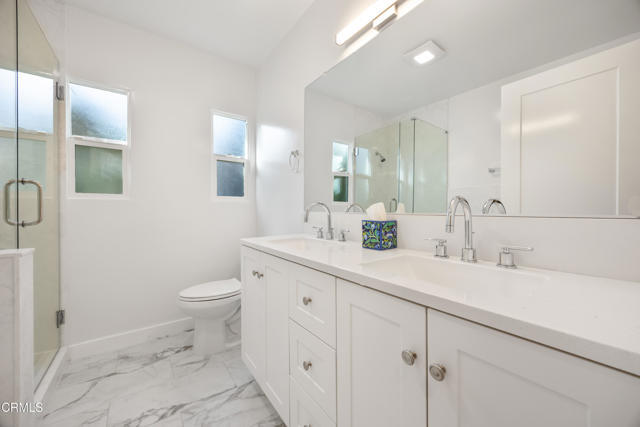 Building Photo - 2380 Queensberry Rd