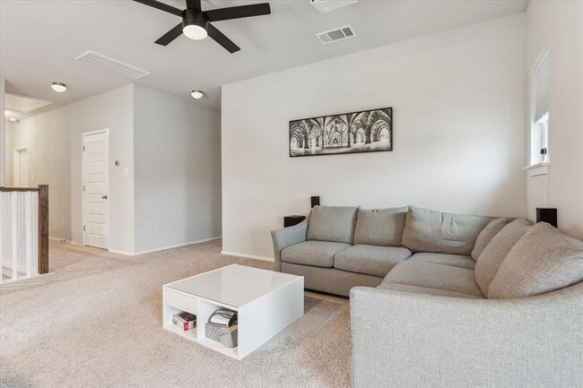 Building Photo - 5001 Black Onyx Dr