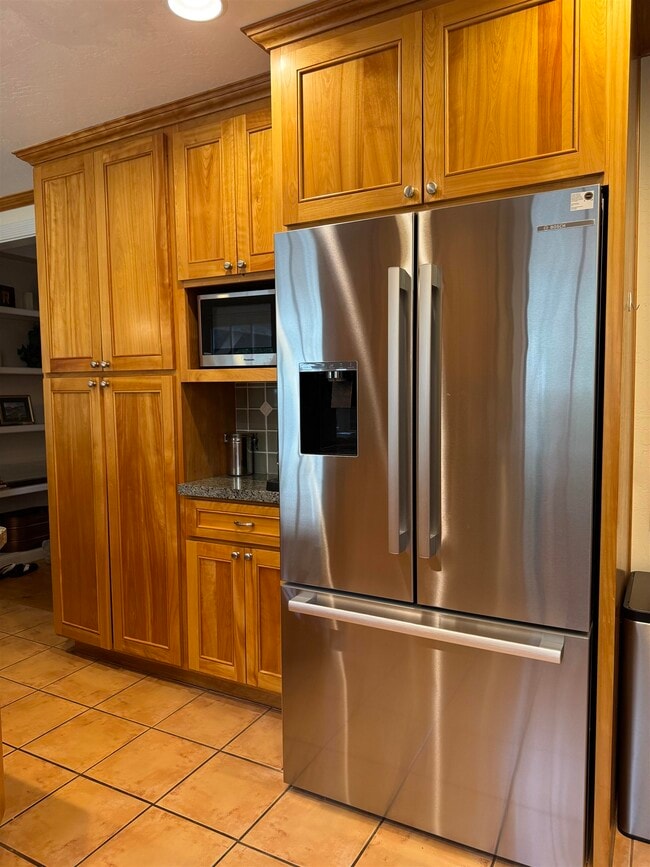 Building Photo - 125 Timberline Ct