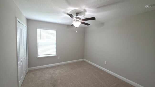 Building Photo - Welcome to your New Home in the Upgraded Dorado Community of Entrada A Lake Front 3 Bed 2 Bath wi...