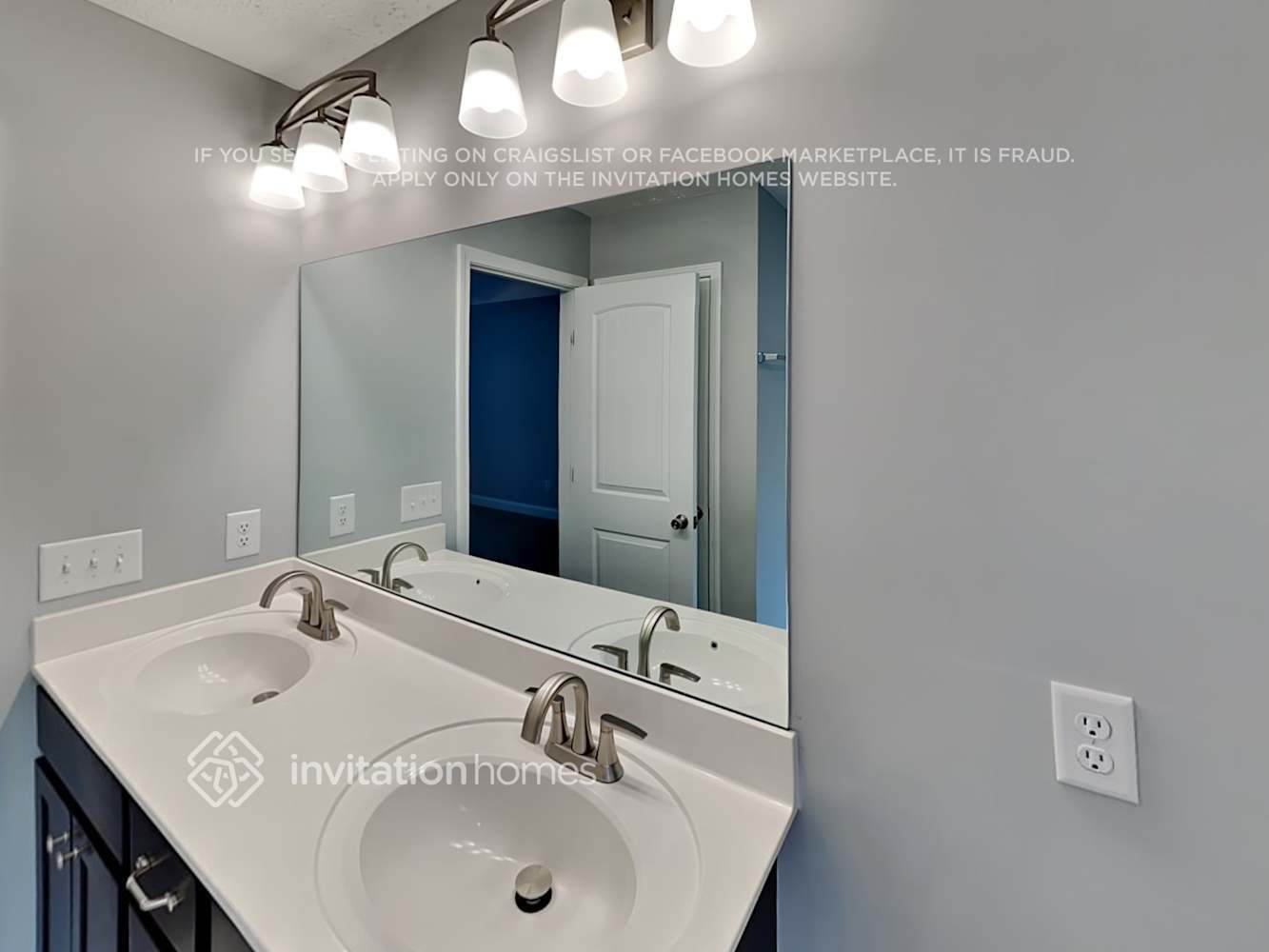 Building Photo - 838 Cedar Ln