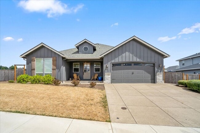 Building Photo - 3Bed/2 Bathroom Beautiful New Construction...