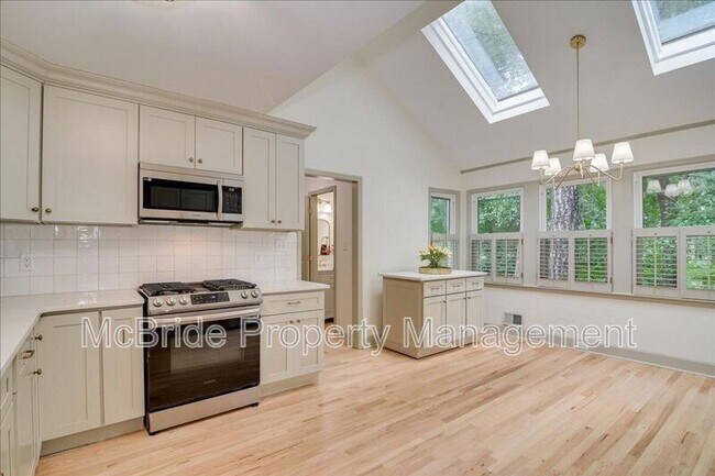 Building Photo - 94 Bristlecone Ct