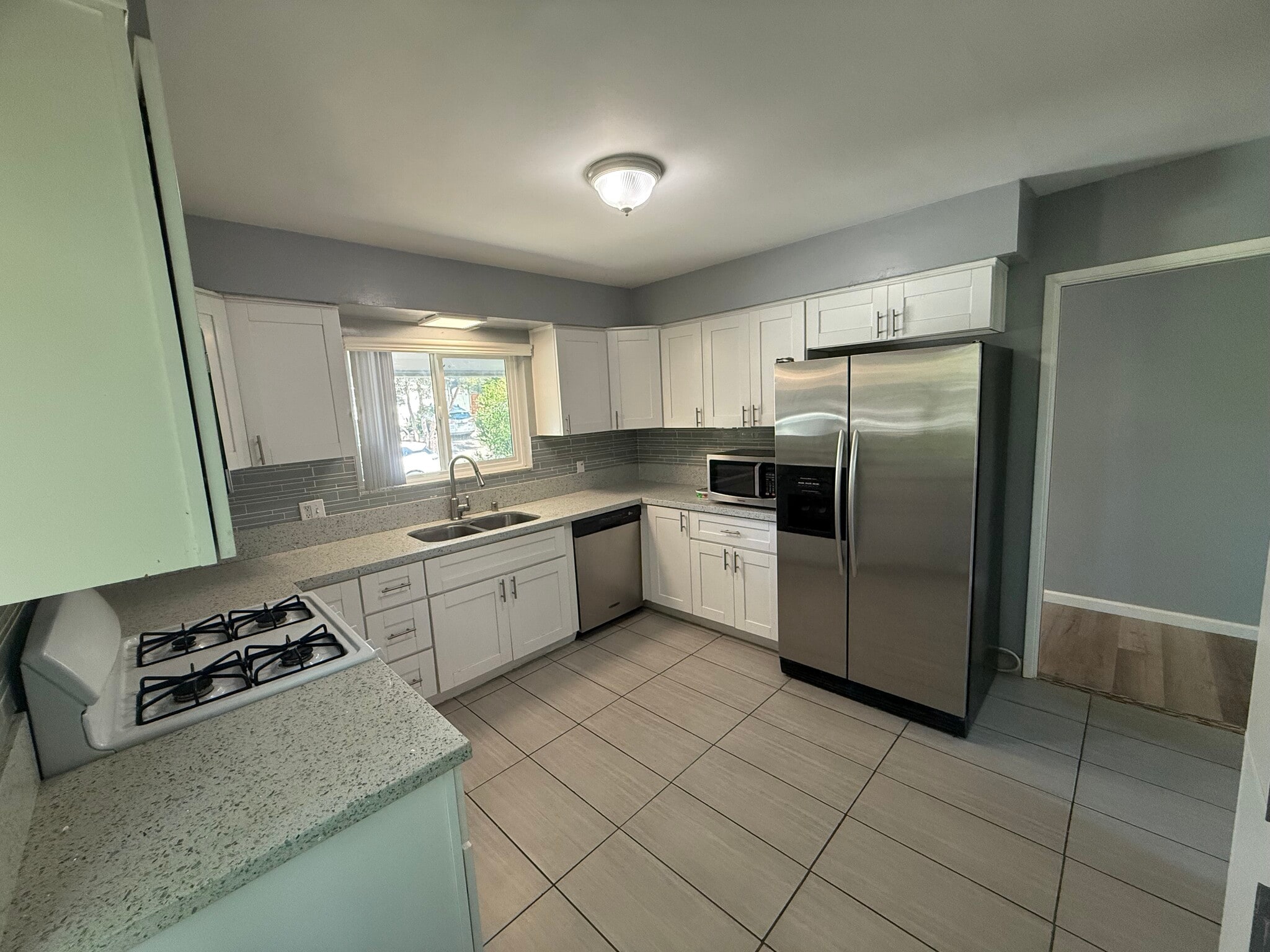 Kitchen - 4580 55th St