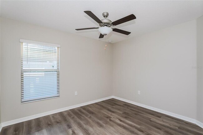 Building Photo - 11805 Blackeyed Susan Dr
