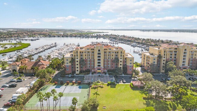 Building Photo - 606 Riviera Dunes Way