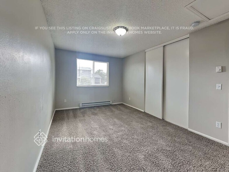 Building Photo - 17880 E Louisiana Ave