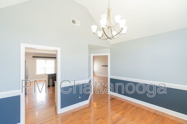 Building Photo - 7173 Brady Dr