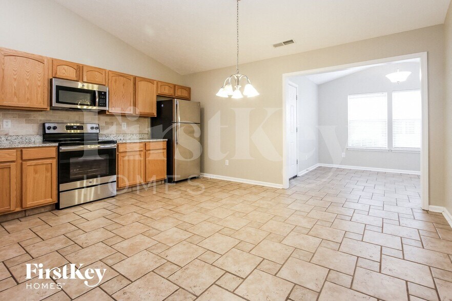 Building Photo - 6032 Pennyworth Cir