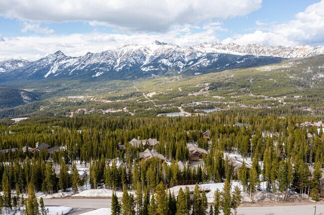 Building Photo - 4 Mountain Home Rd