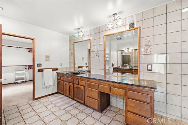 Building Photo - 751 Bolsana Dr