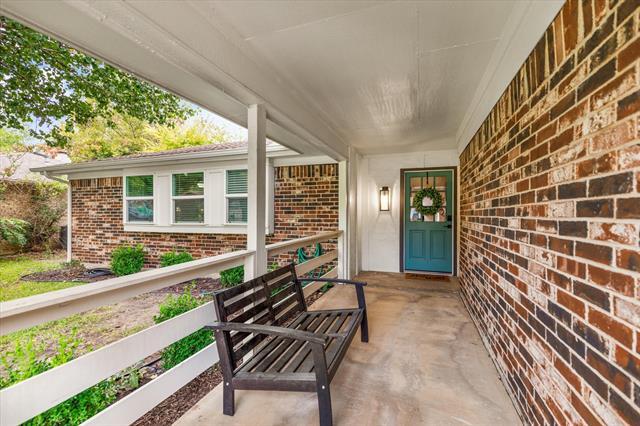 Building Photo - 2021 Memphis Dr