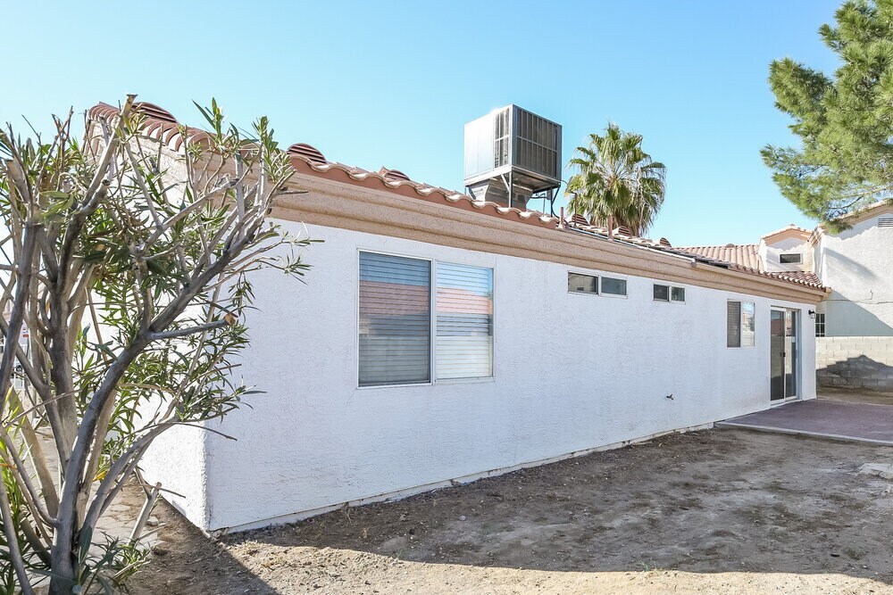 Building Photo - 5238 Olive Dale Ct