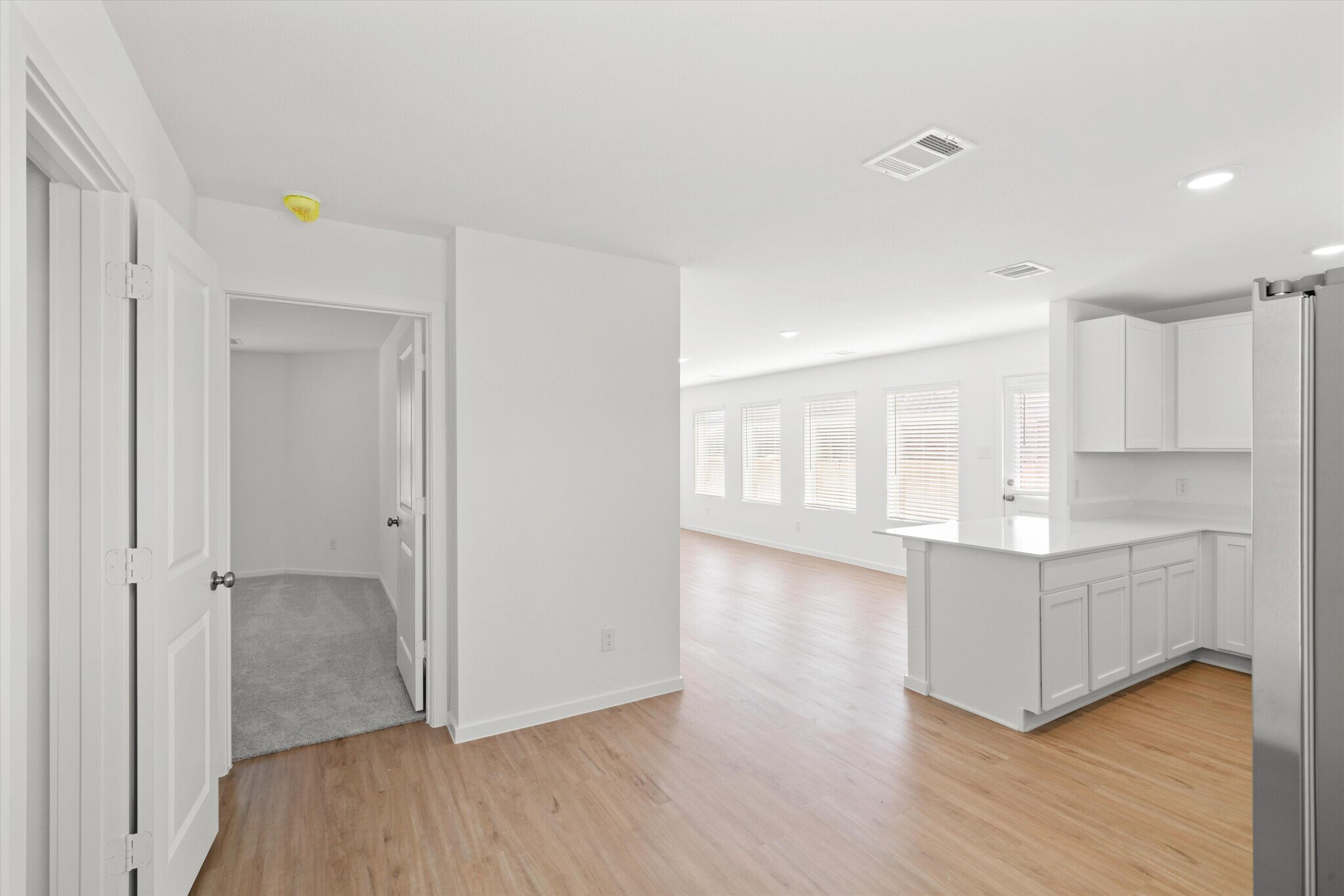 Building Photo - 3167 Savannah Rose Dr