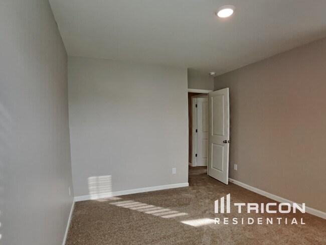Building Photo - 44 Ashley Oaks Court