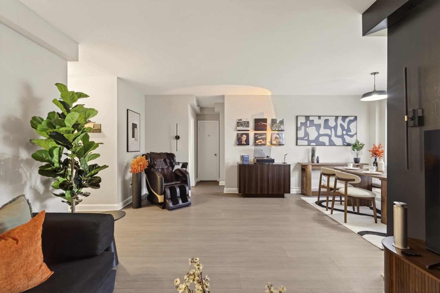 Building Photo - 1500 Arlington Blvd