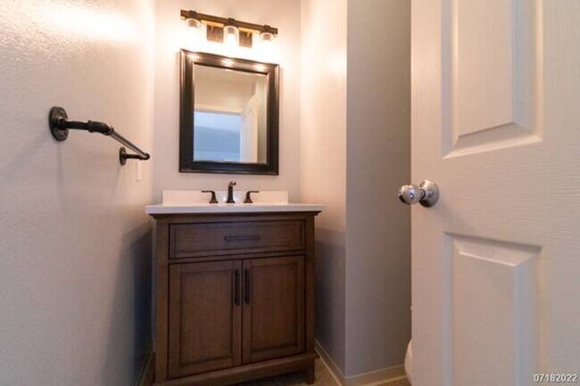 Building Photo - $4195/ 3br - 2002ft2 - Ewa Gentry Prescott...