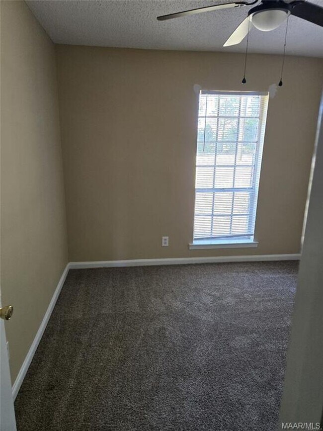 Building Photo - 4325 Brewer Rd