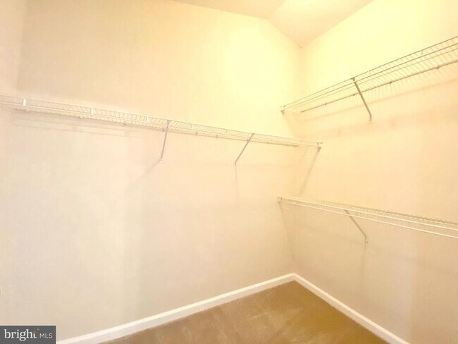 Building Photo - 13765 Palmetto Cir