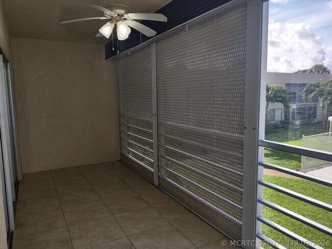 Building Photo - 3212 Strawflower Way