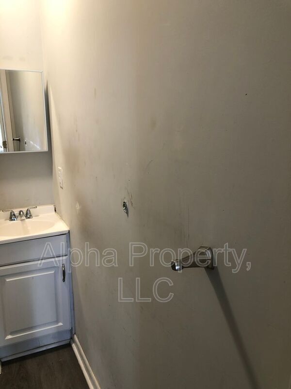 Building Photo - 181 Floyd Rd