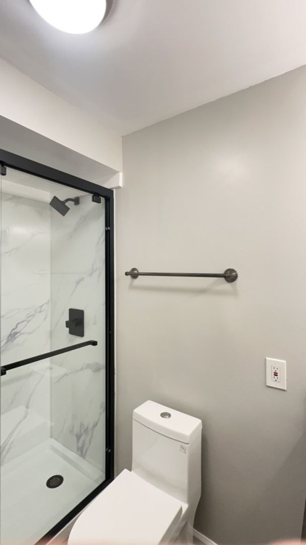 Building Photo - University Towers- FURNISHED 1bd/1ba Apartment #611 Available for Fall 2025!