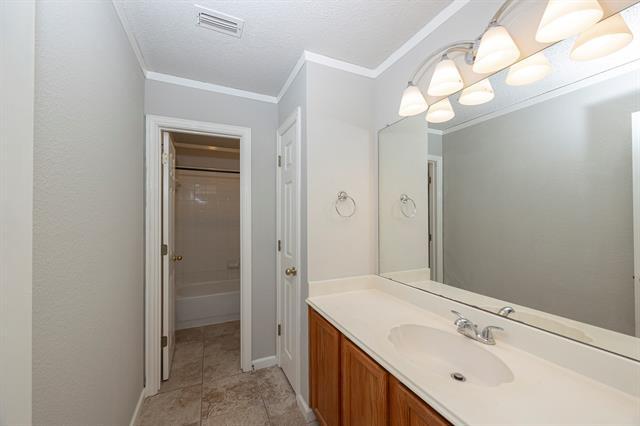 Building Photo - 6405 Calloway Dr