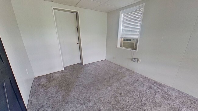 Building Photo - Duplex