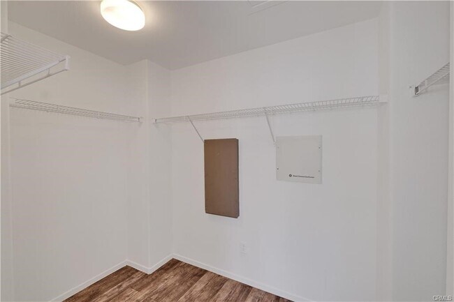 Building Photo - 15723 Parkhouse Dr