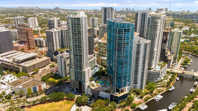 Building Photo - 100 E Las Olas Blvd