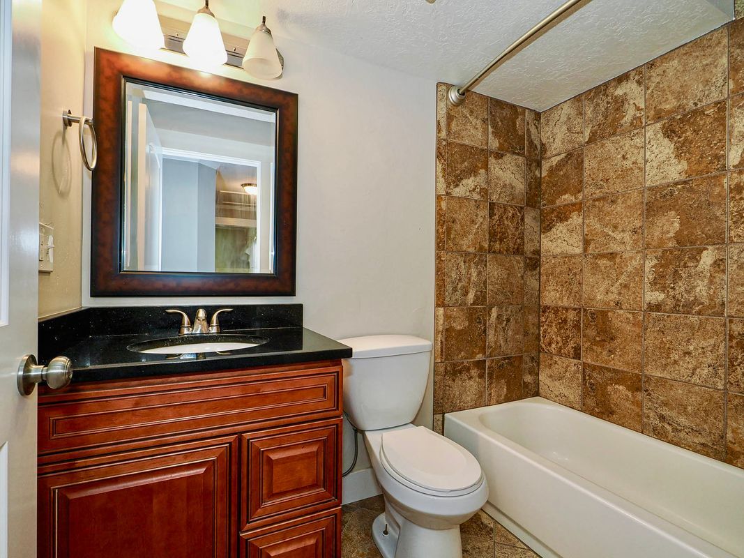 Building Photo - 2850 S 2750 E