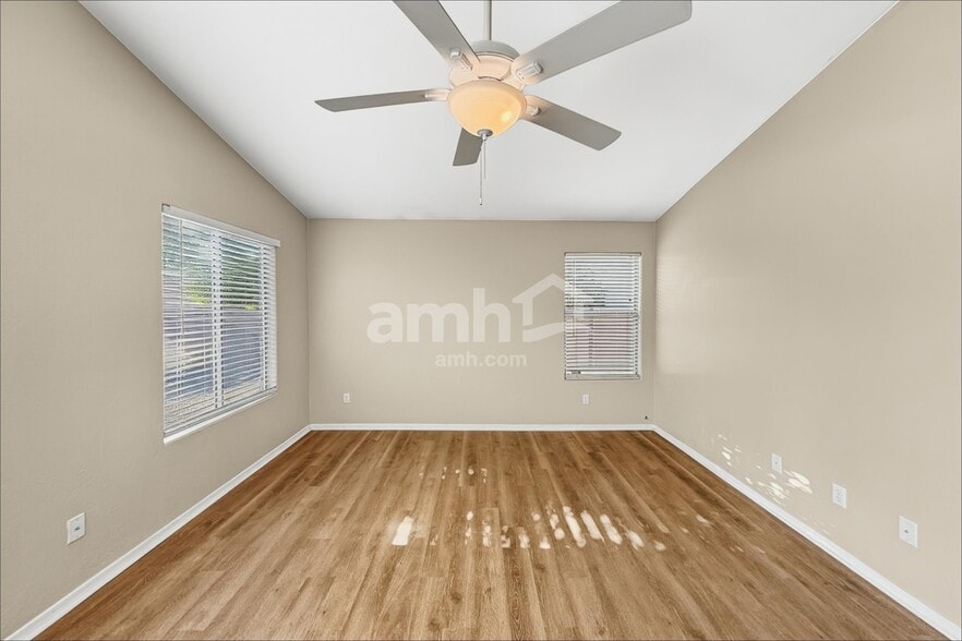 Building Photo - 10808 S Alley Mountain Dr